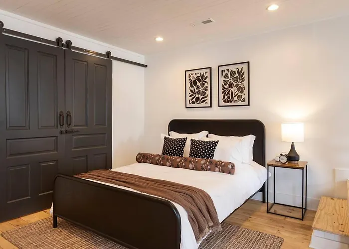 Historic Getaway Near Downtown Holiday home Columbus